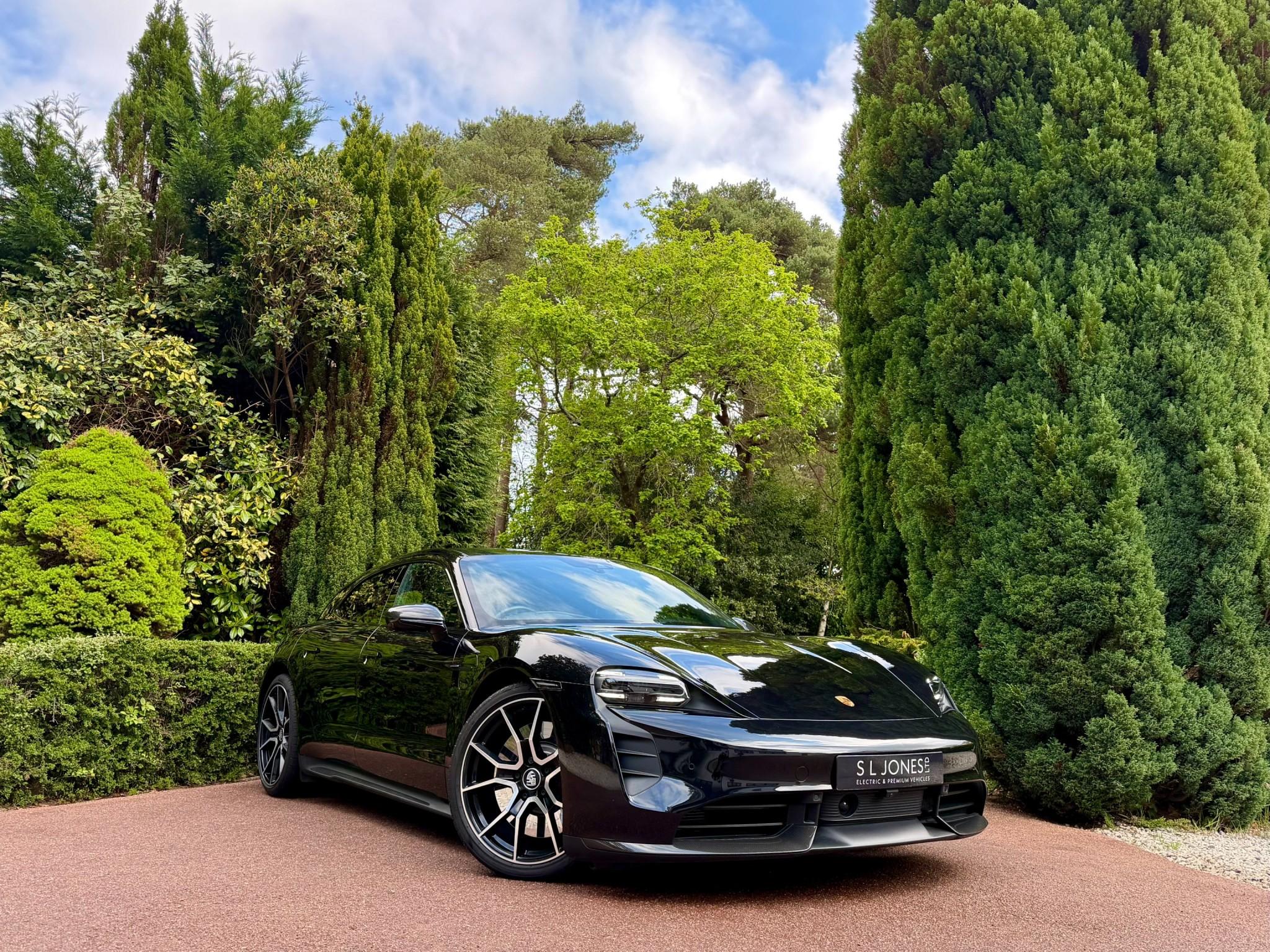 2023 PORSCHE TAYCAN
